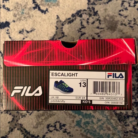 Fila Escaloght kids sizes available - Picture 11 of 11